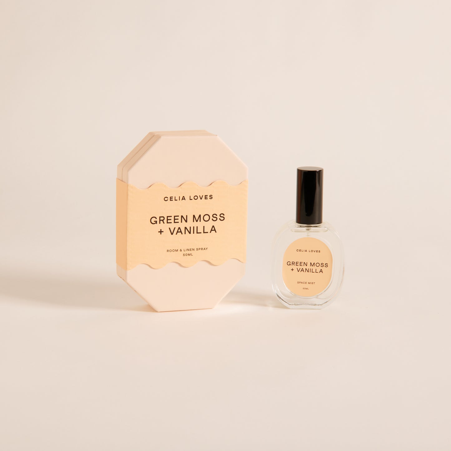 Celia Loves Room Spray, Green Moss & Vanilla