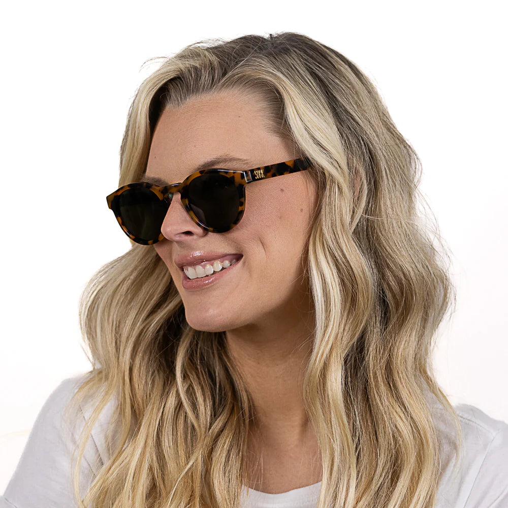 Soek Otis Sunglasses, Honey Tortoiseshell