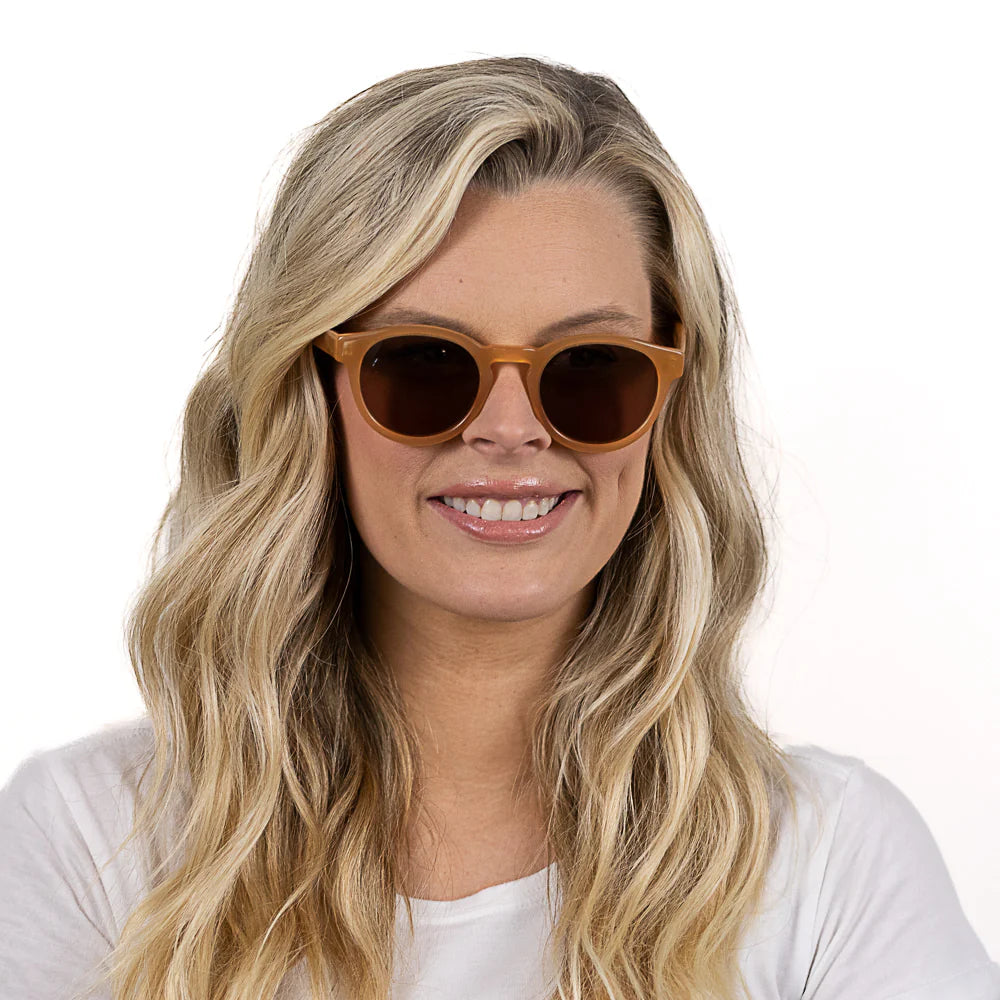 Soek Otis Sunglasses, Sand