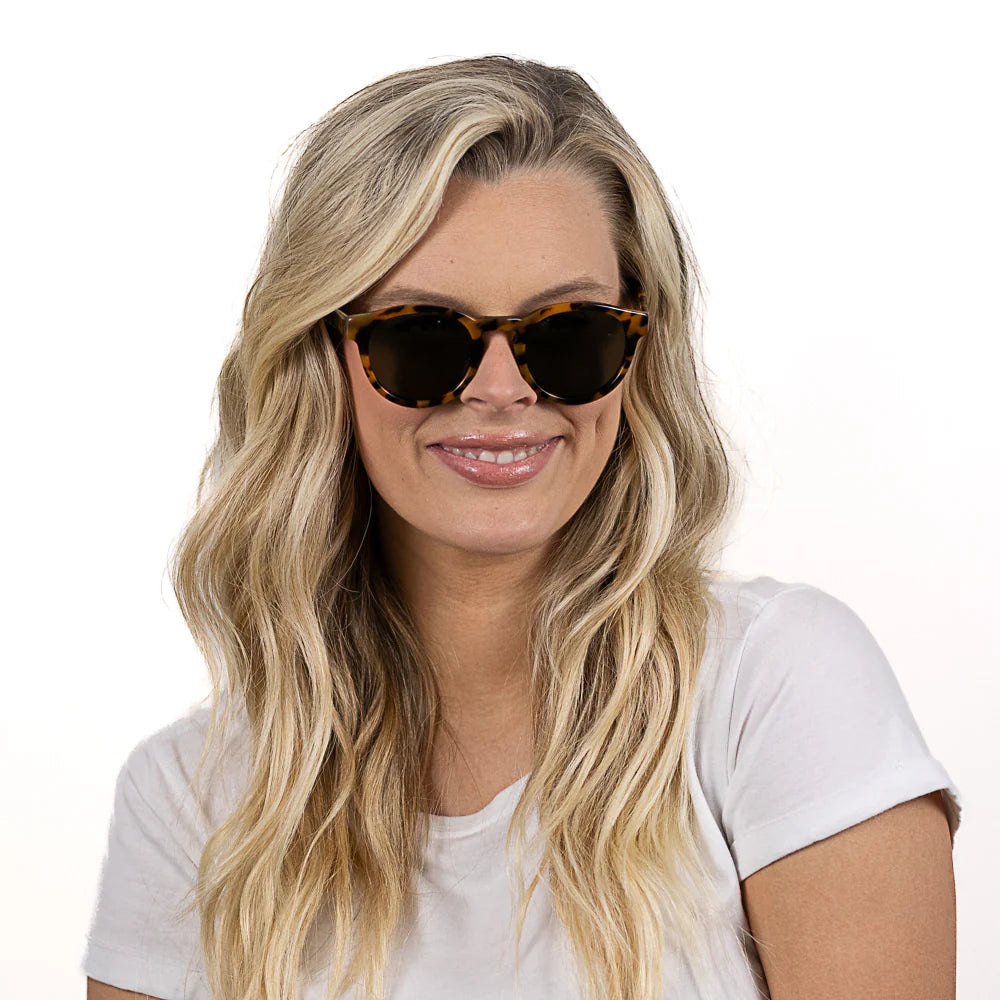 Soek Otis Sunglasses, Honey Tortoiseshell