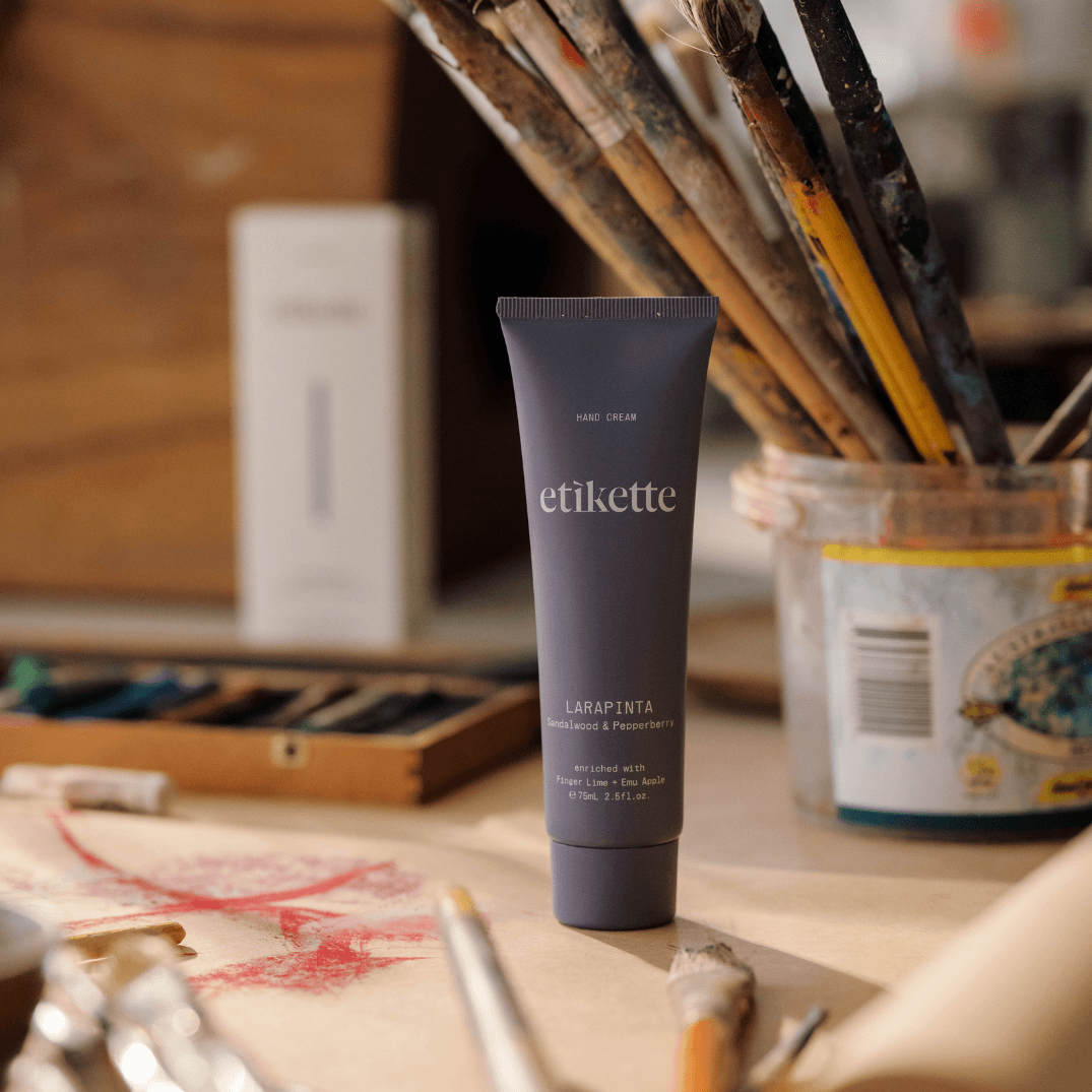 Etikette Hand Cream Larapinta in Sandalwood & Pepperberry