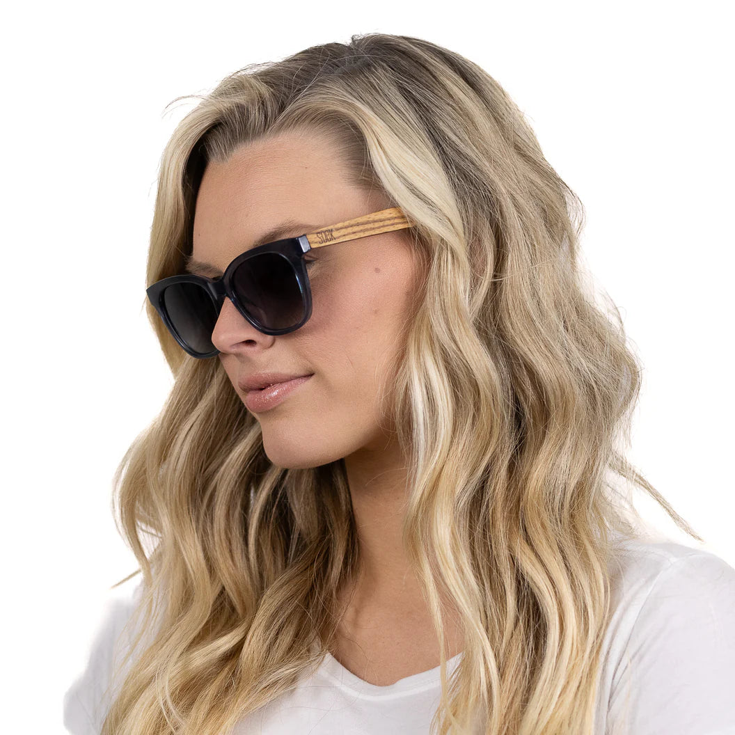 Soek Lila Grace Sunglasses, Midnight Blue