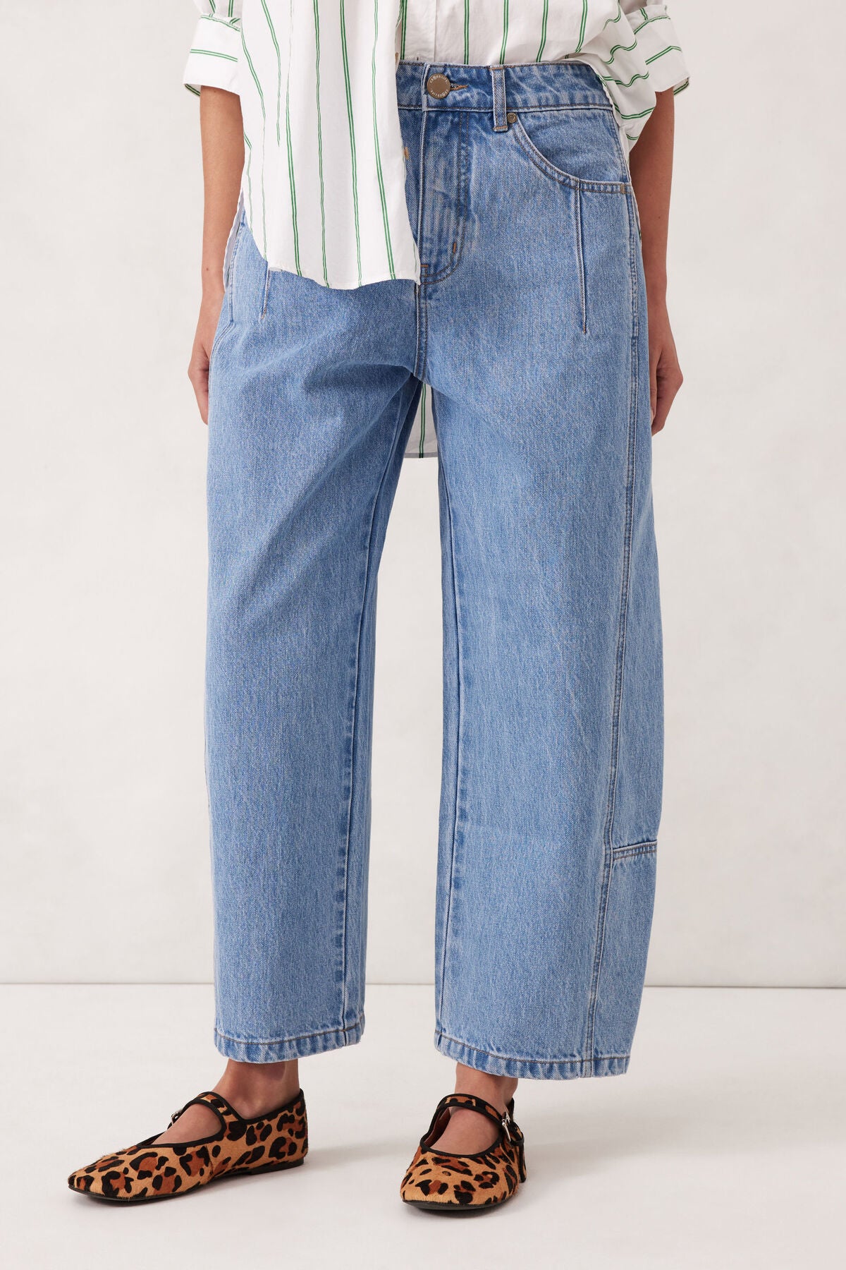 Ceres Life Darted Barrel Jean, Vintage Blue