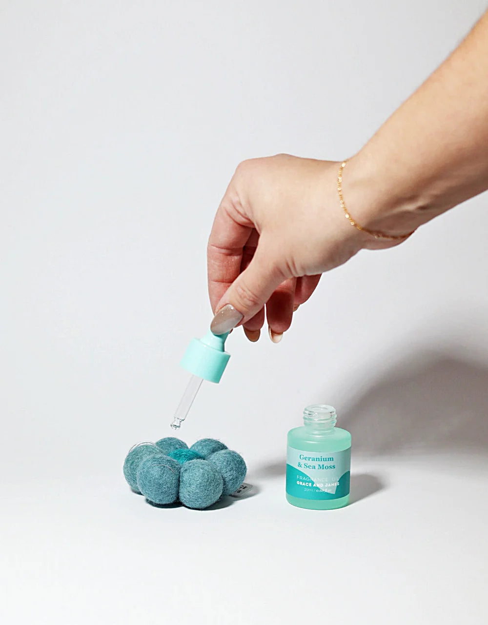 Grace and James Bloom Collection Felt Air Freshener, Geranium & Sea Moss Air
