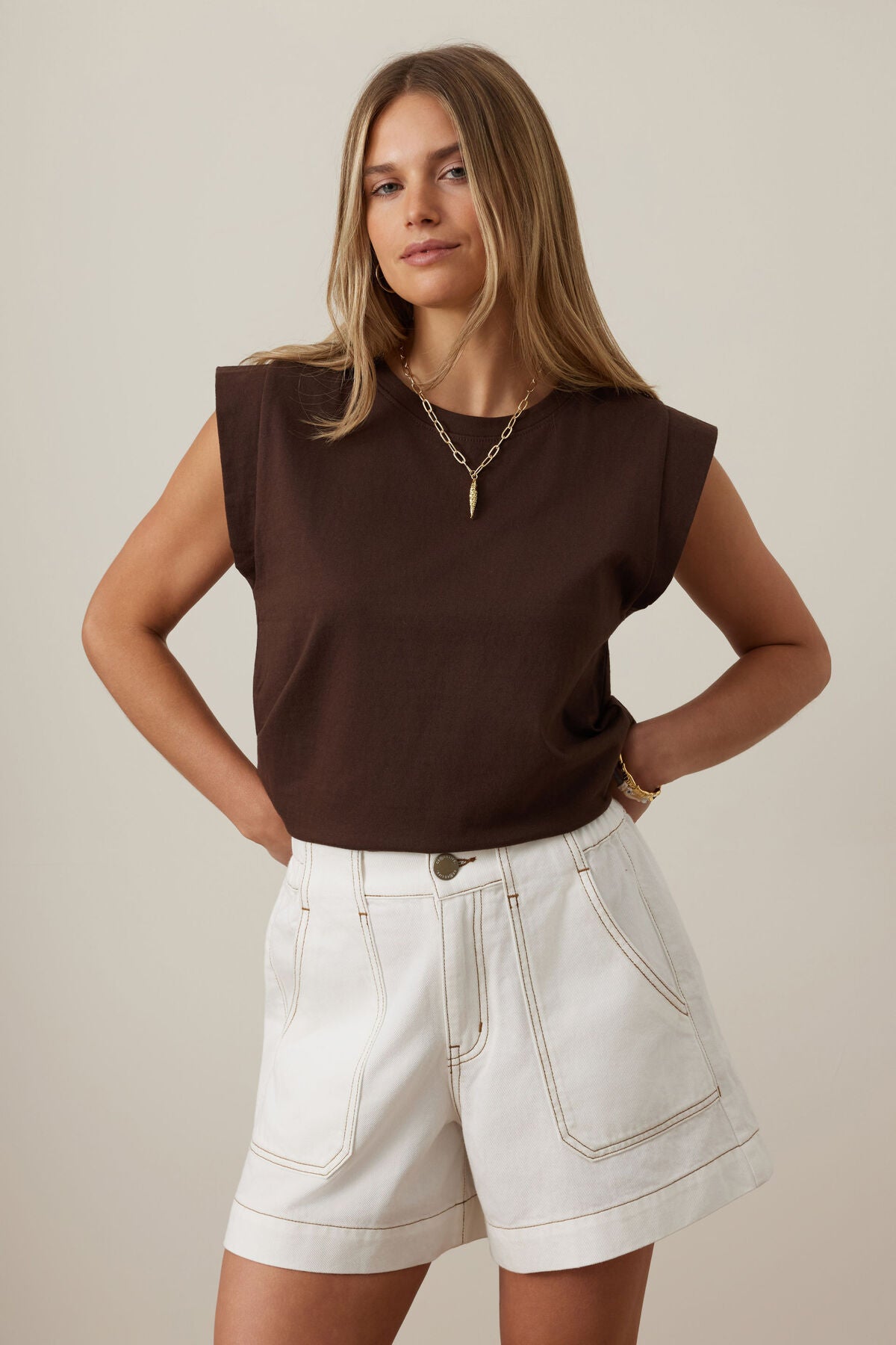 Ceres Life Extended Shoulder Tee, Chocolate