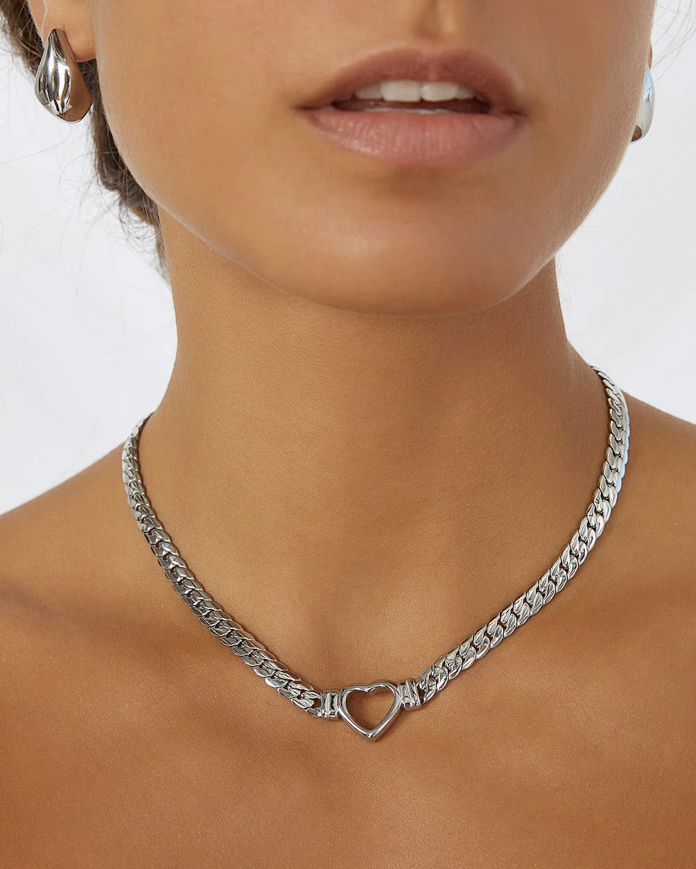 Arms Of Eve Valentine Necklace, Silver