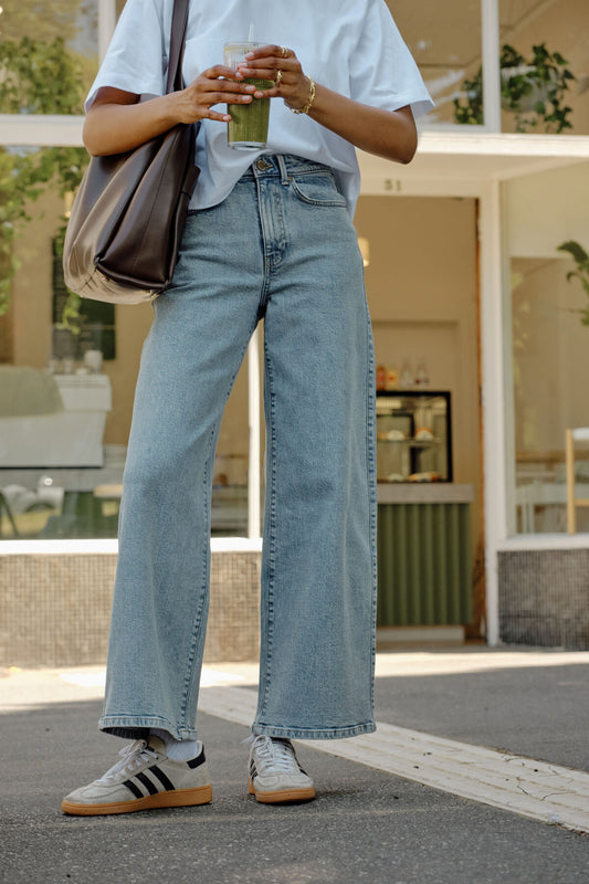 Ceres Life Evie Wide Leg Jean, Mid Vintage Blue