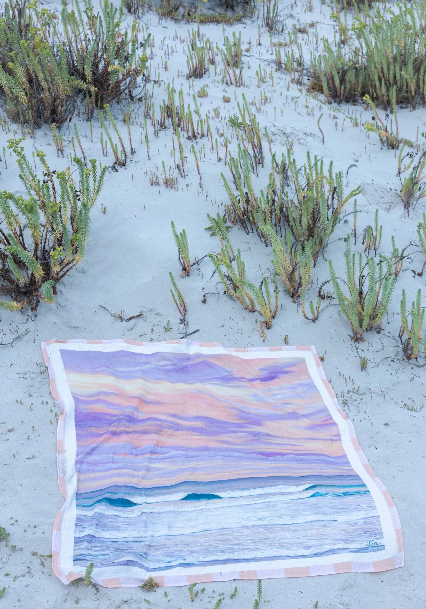 Ella Boylan Muslin Wrap, Hallucinations