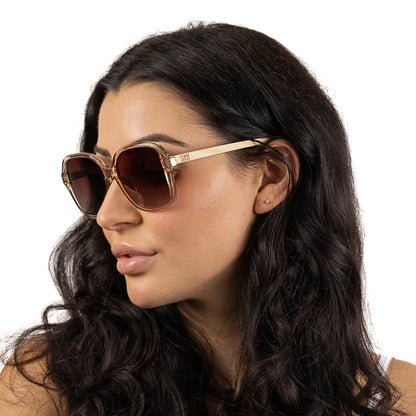 Soek Scarlett Sunglasses, Champagne