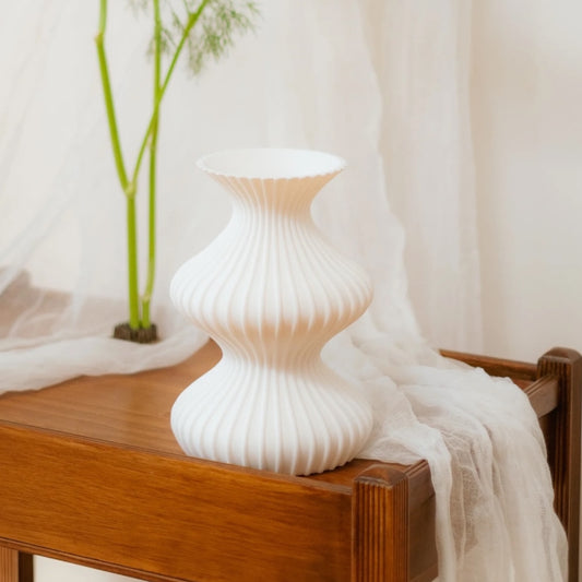 Printer Potters Illusion Vase, White