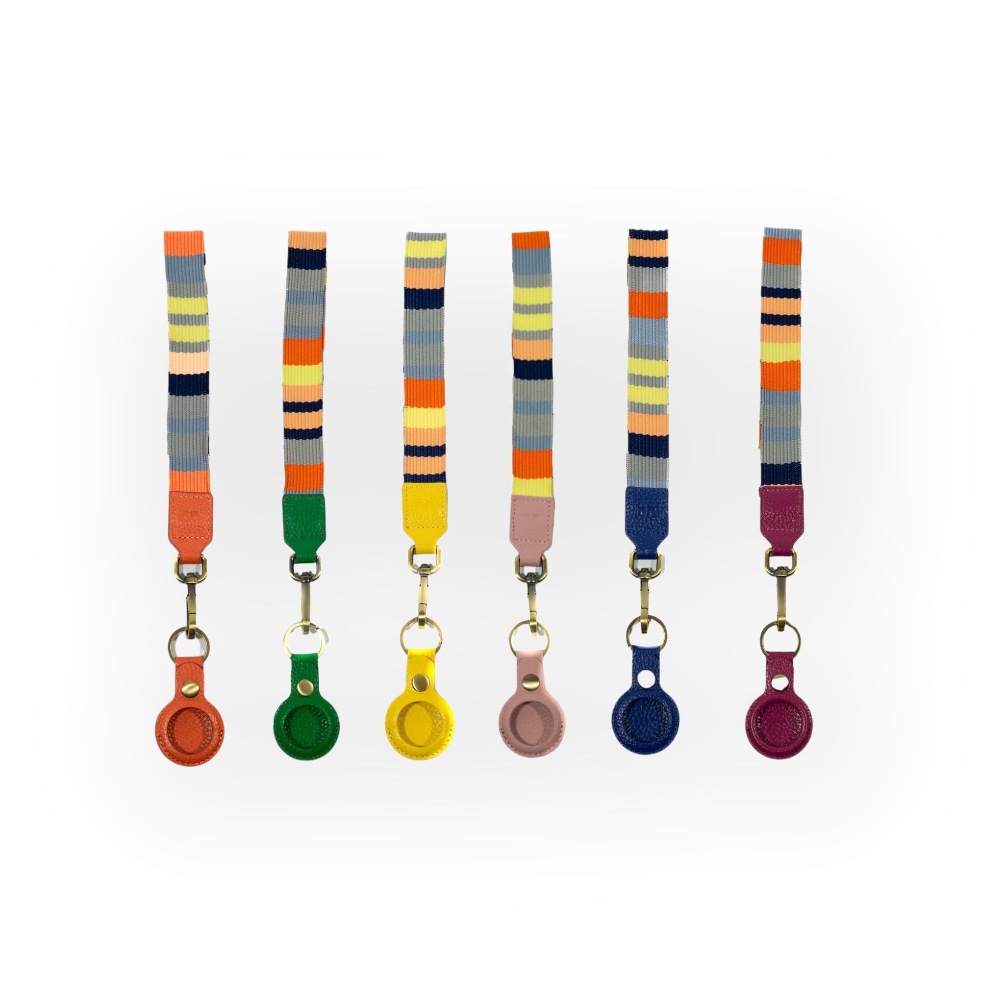 Rare Rabbit Airtag Tracker Leather Strap & Keychain – Mr. Pelly