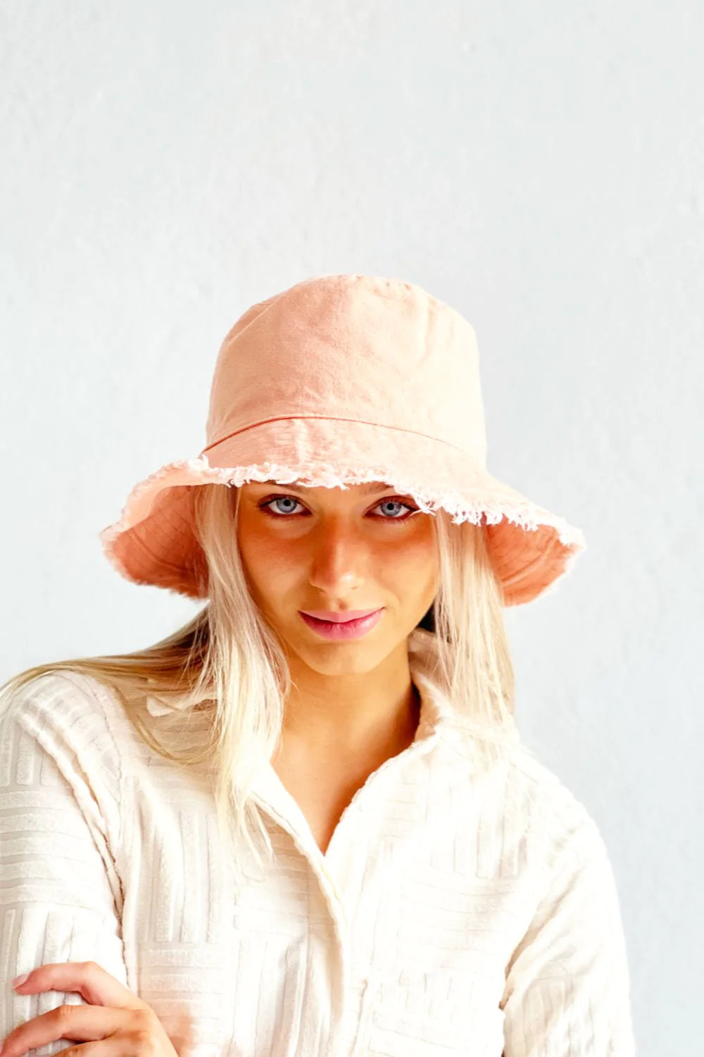 Mosk Melbourne Frayed Bucket Hat, Peach